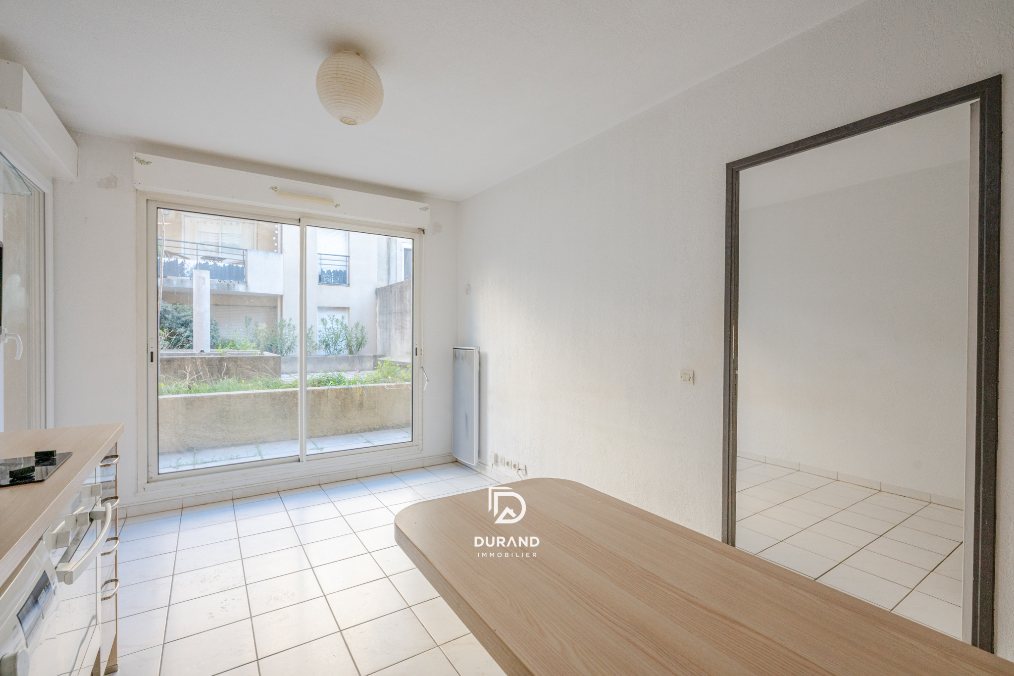 APPARTEMENT - TERRASSSE - BAILLE - FACULTES - 13005 MARSEILLE