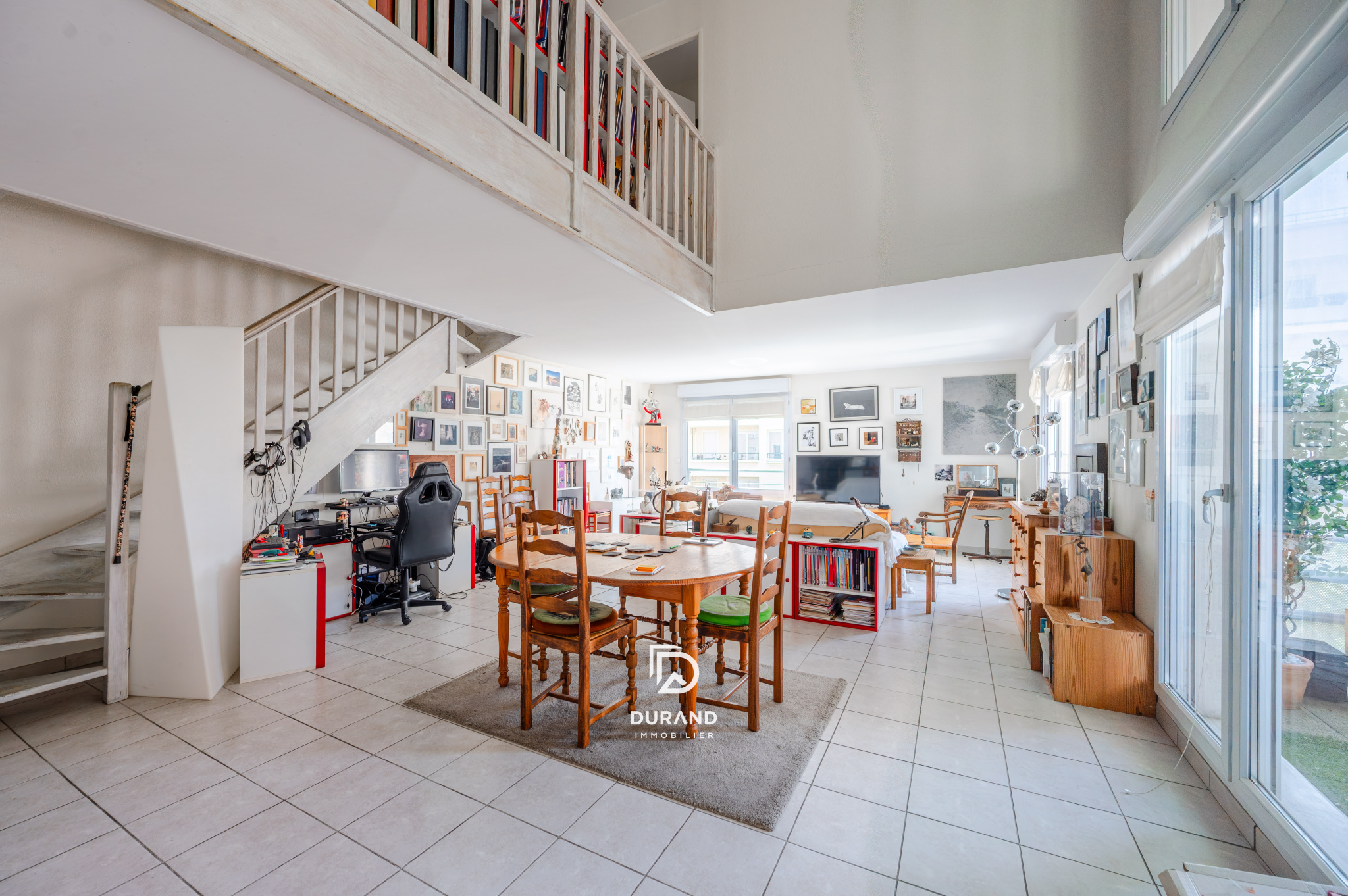 T4 - ' L'APPARTEMENT MAISON'- EUROMEDITERRANNEE - MARSEILLE 13002