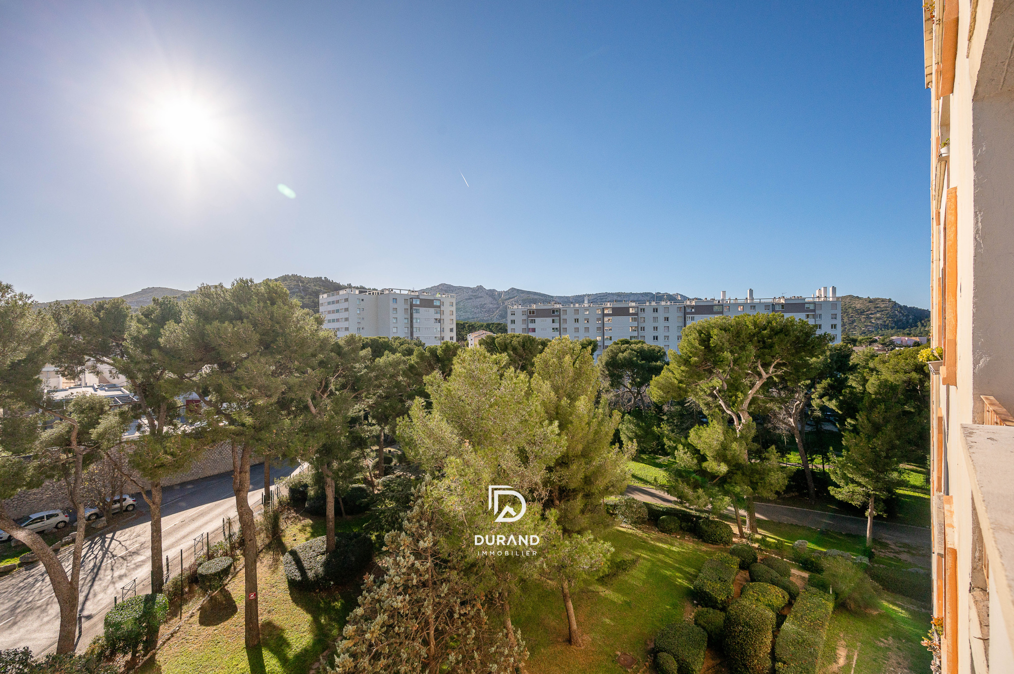 APPARTEMENT - TERRASSE -  BEAUVALLON - 13009 MARSEILLE