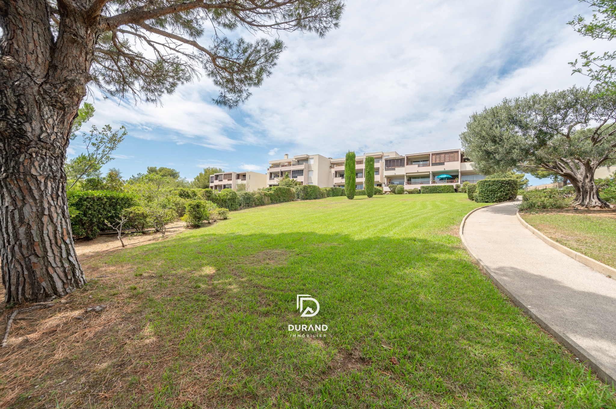 APPARTEMENT – VUE – TERRES MARINES – 13260 CASSIS APPARTEMENT - VUE - TERRES MARINES - 13260 CASSIS