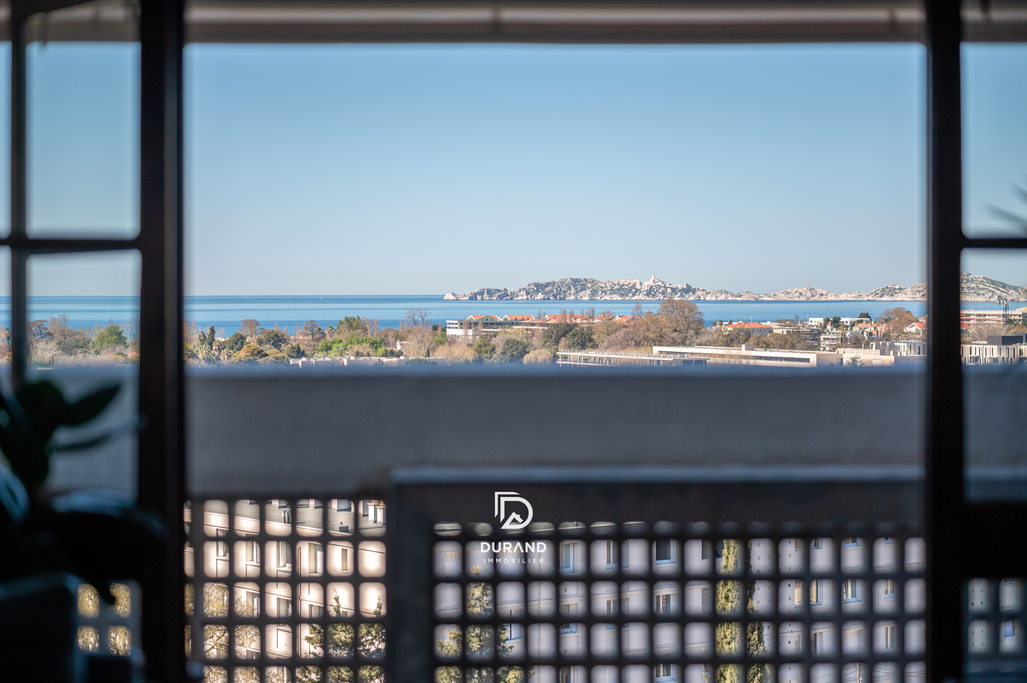 APPARTEMENT - DUPLEX - TYPE E - LE CORBUSIER - 13008 MARSEILLE