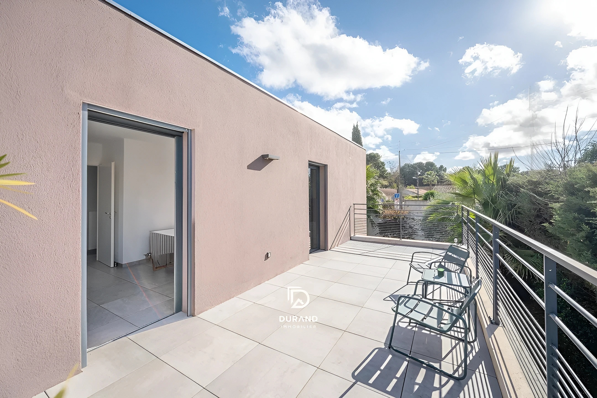 VILLA RECENTE - JARDIN AVEC PISCINE - LES 3 LUCS-SAINT JULIEN