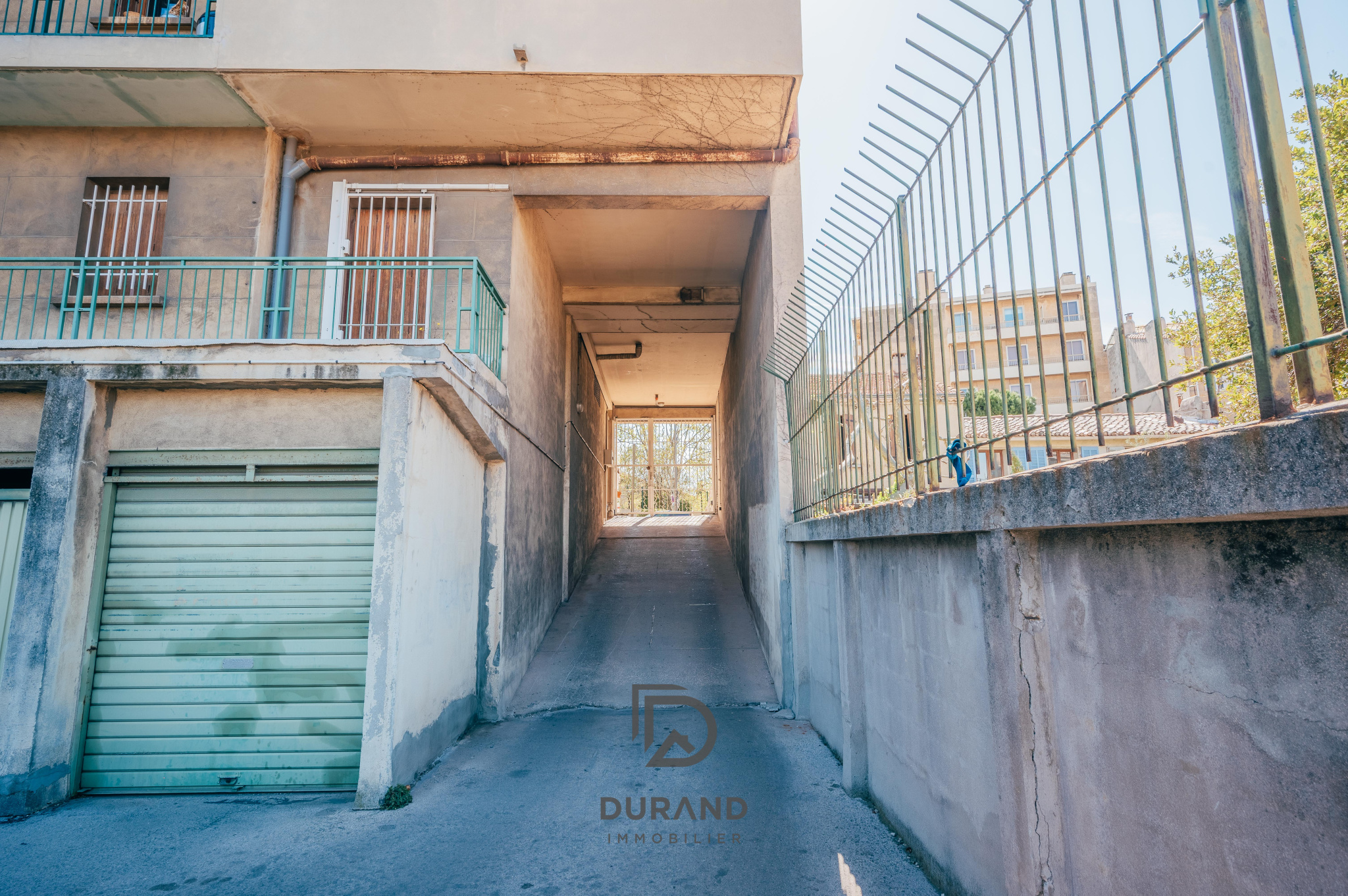 Box Garage - 15 M2