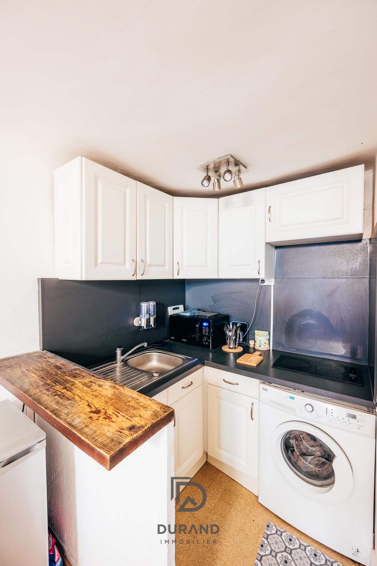 APPARTEMENT – BAILLE/TIMONE/FACULTES – 13005 MARSEILLE APPARTEMENT - BAILLE/TIMONE/FACULTES - 13005 MARSEILLE