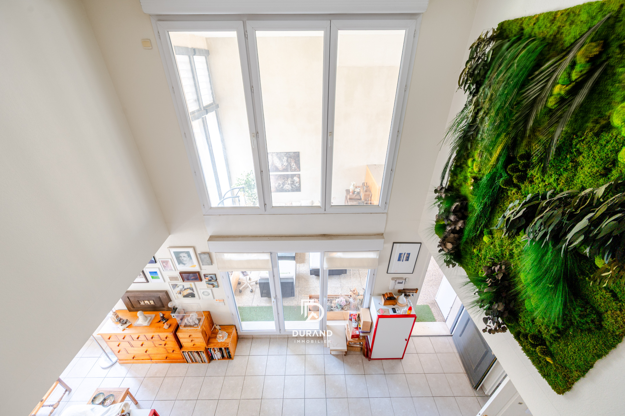 T4 - ' L'APPARTEMENT MAISON'- EUROMEDITERRANNEE - MARSEILLE 13002