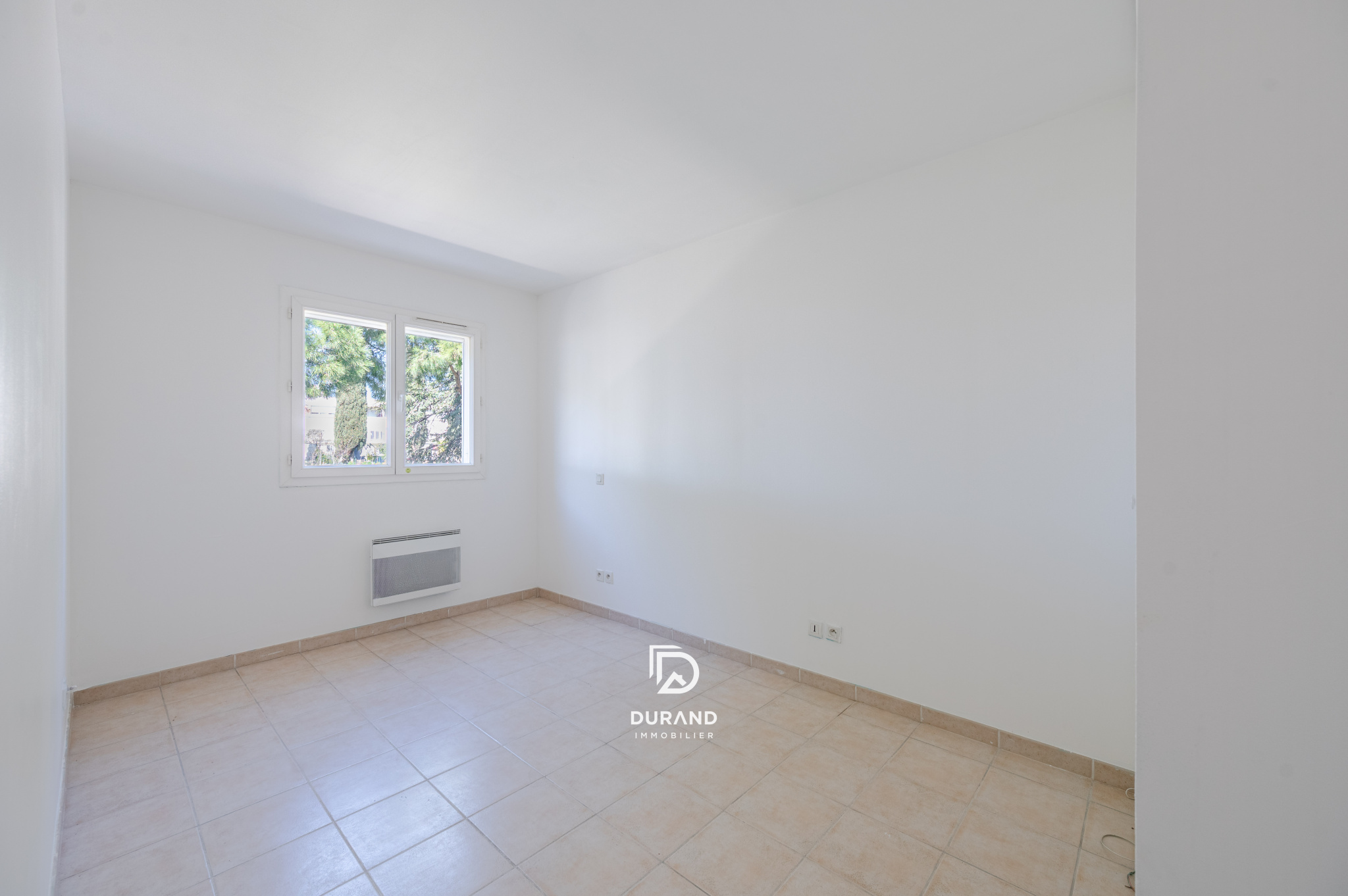 MAISON FAMILIALLE – T4 – AU VERT – AU CALME – LA VISTE- 13015 MARSEILLE MAISON FAMILIALLE - T4 - AU VERT - AU CALME - LA VISTE- 13015 MARSEILLE