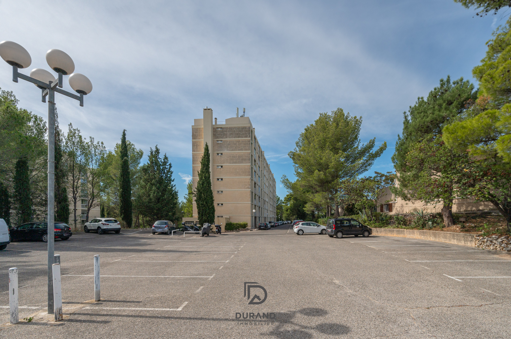 APPARTEMENT – LES CAUSSETTES – 13400 AUBAGNE APPARTEMENT - LES CAUSSETTES - 13400 AUBAGNE