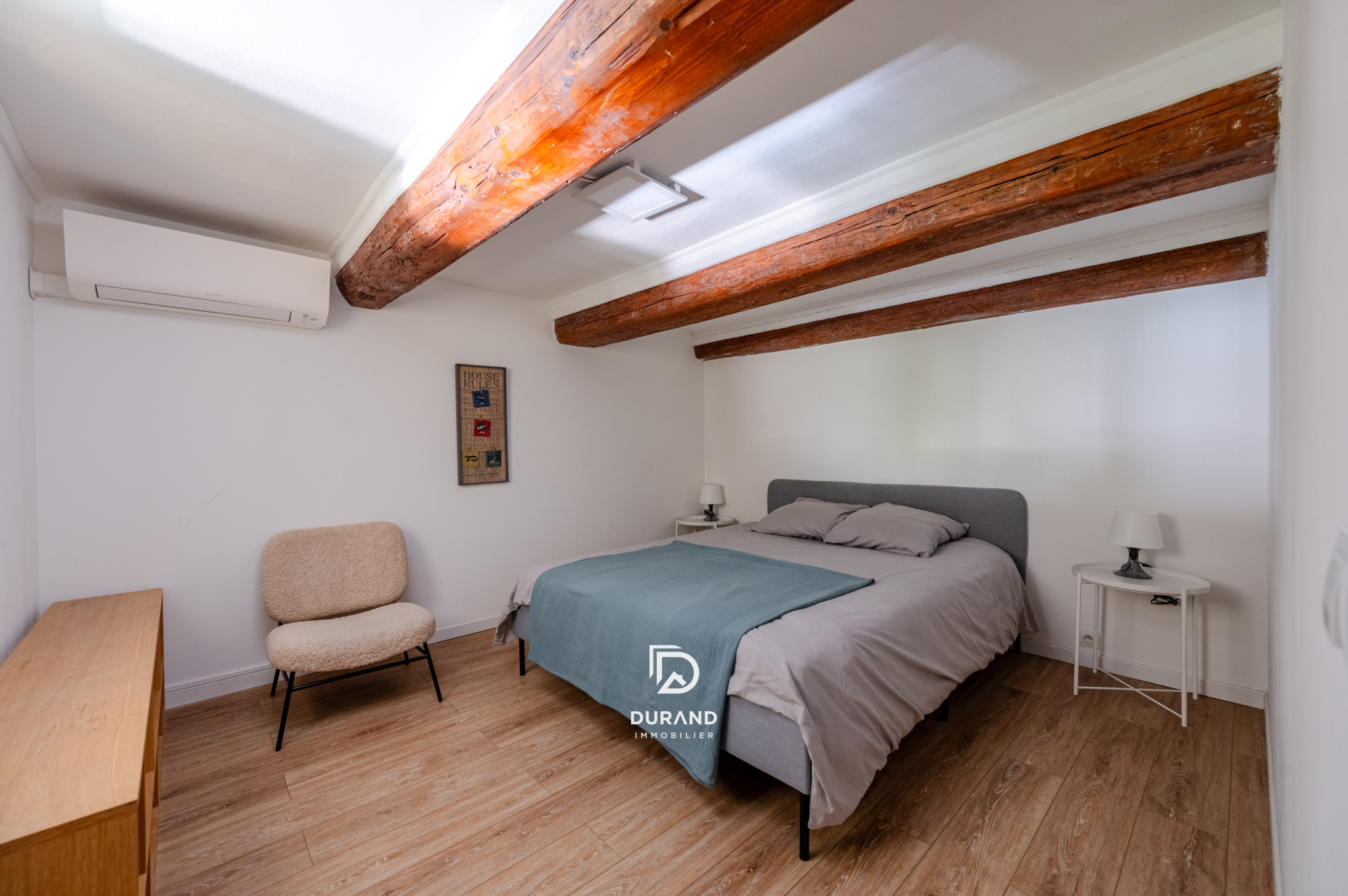 APPARTEMENT - INDUSTRIEL - VAUBAN - 13006 MARSEILLE