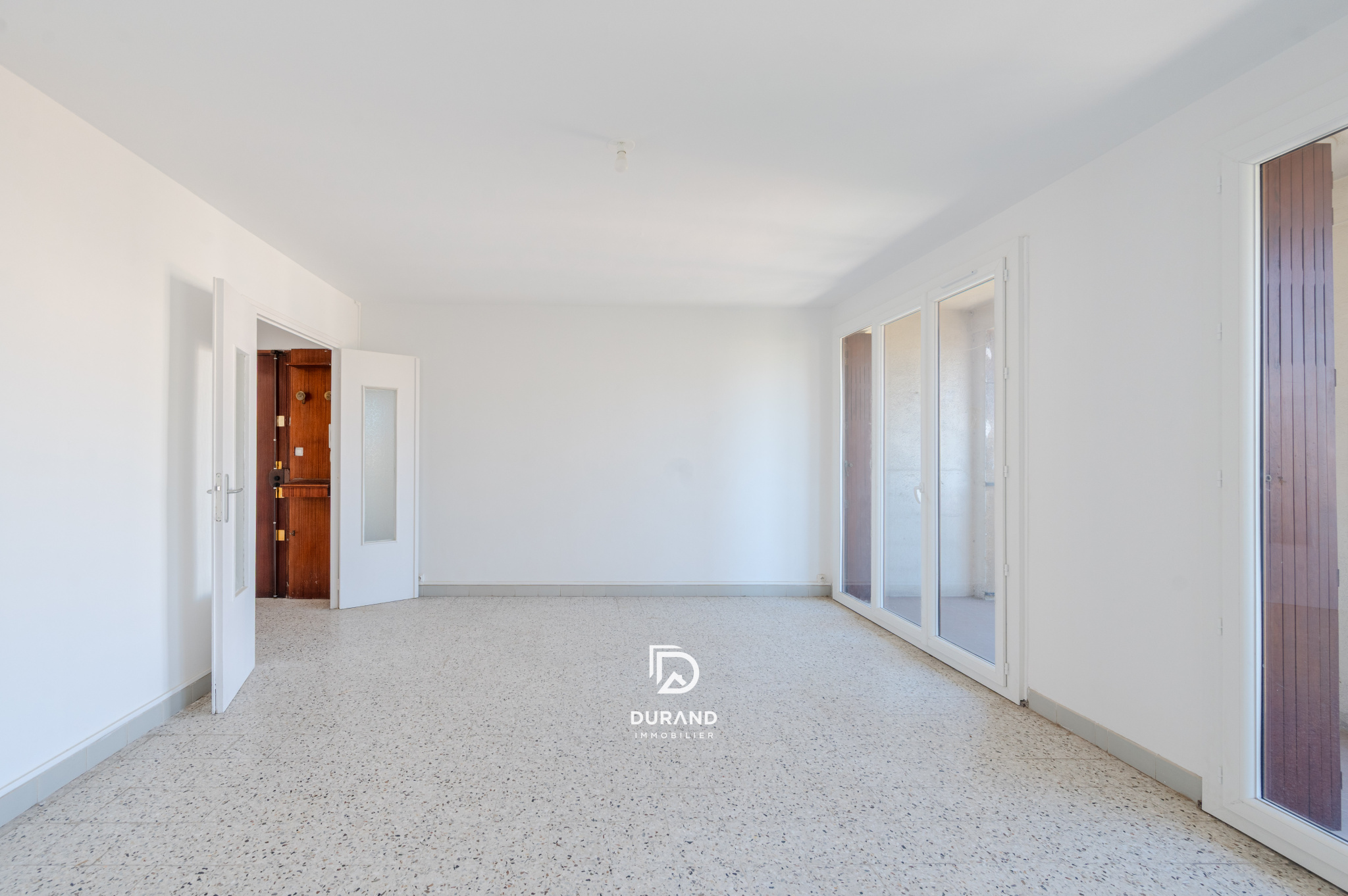 APPARTEMENT – TIMONE – FACULTES MEDECINE – PHARMACIE- ODONTOLOGIE – 13010 MARSEILLE APPARTEMENT - TIMONE - FACULTES MEDECINE - PHARMACIE- ODONTOLOGIE - 13010 MARSEILLE