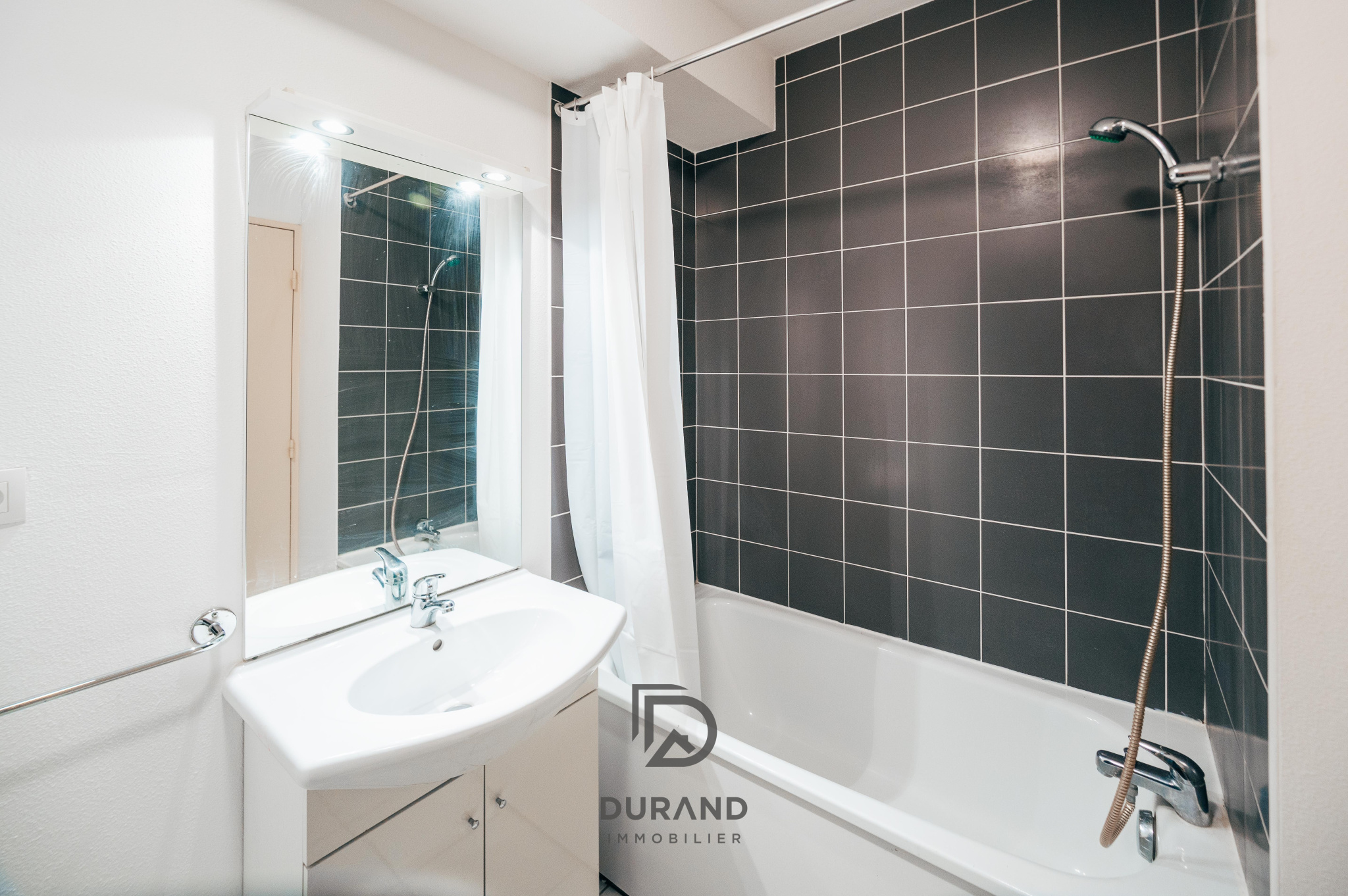 1 PIÈCES 20 M2 APPARTEMENT – TOULON 1 PIÈCES 20 M2 APPARTEMENT - TOULON