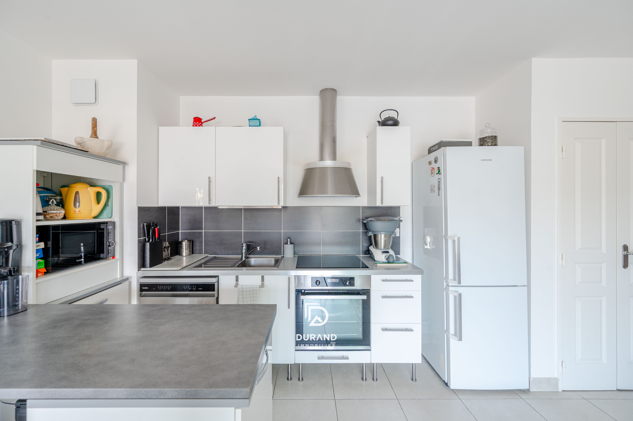 3 PIÈCES 63 M2 - APPARTEMENT - VIELLE-CHAPELLE - 13008 - MARSEILLE