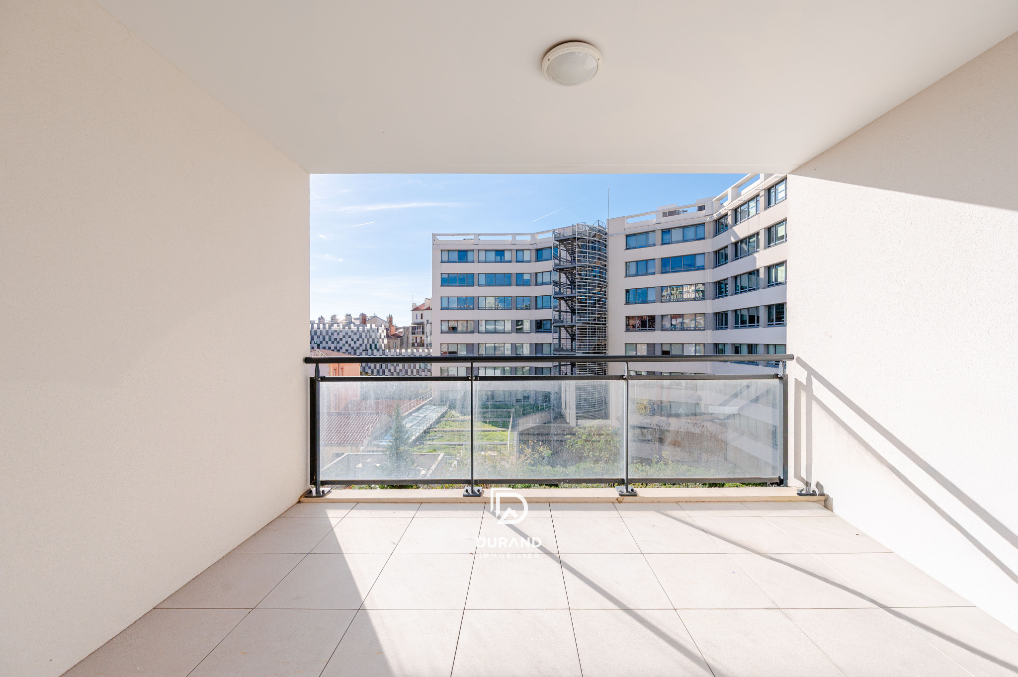 T3 - RECENT -TERRASSE - EUROMEDITERRANÉE- JOLIETTE