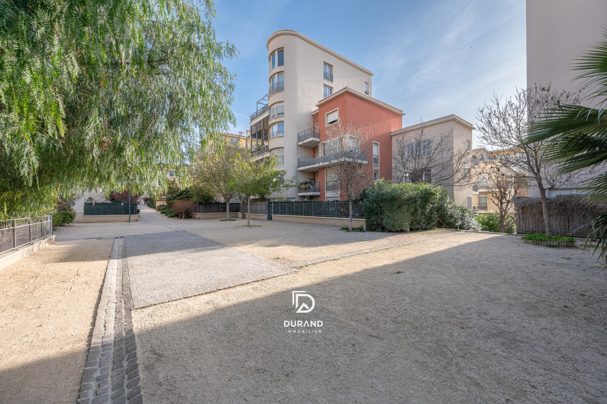 T4 - ' L'APPARTEMENT MAISON'- EUROMEDITERRANNEE - MARSEILLE 13002