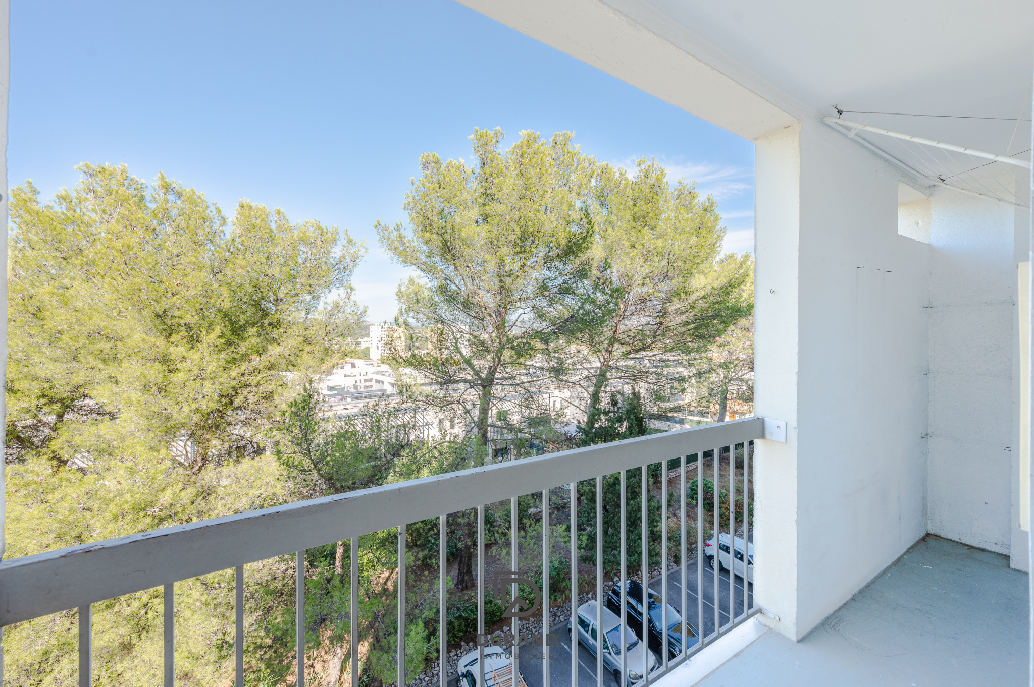 APPARTEMENT – LES CAUSSETTES – 13400 AUBAGNE APPARTEMENT - LES CAUSSETTES - 13400 AUBAGNE
