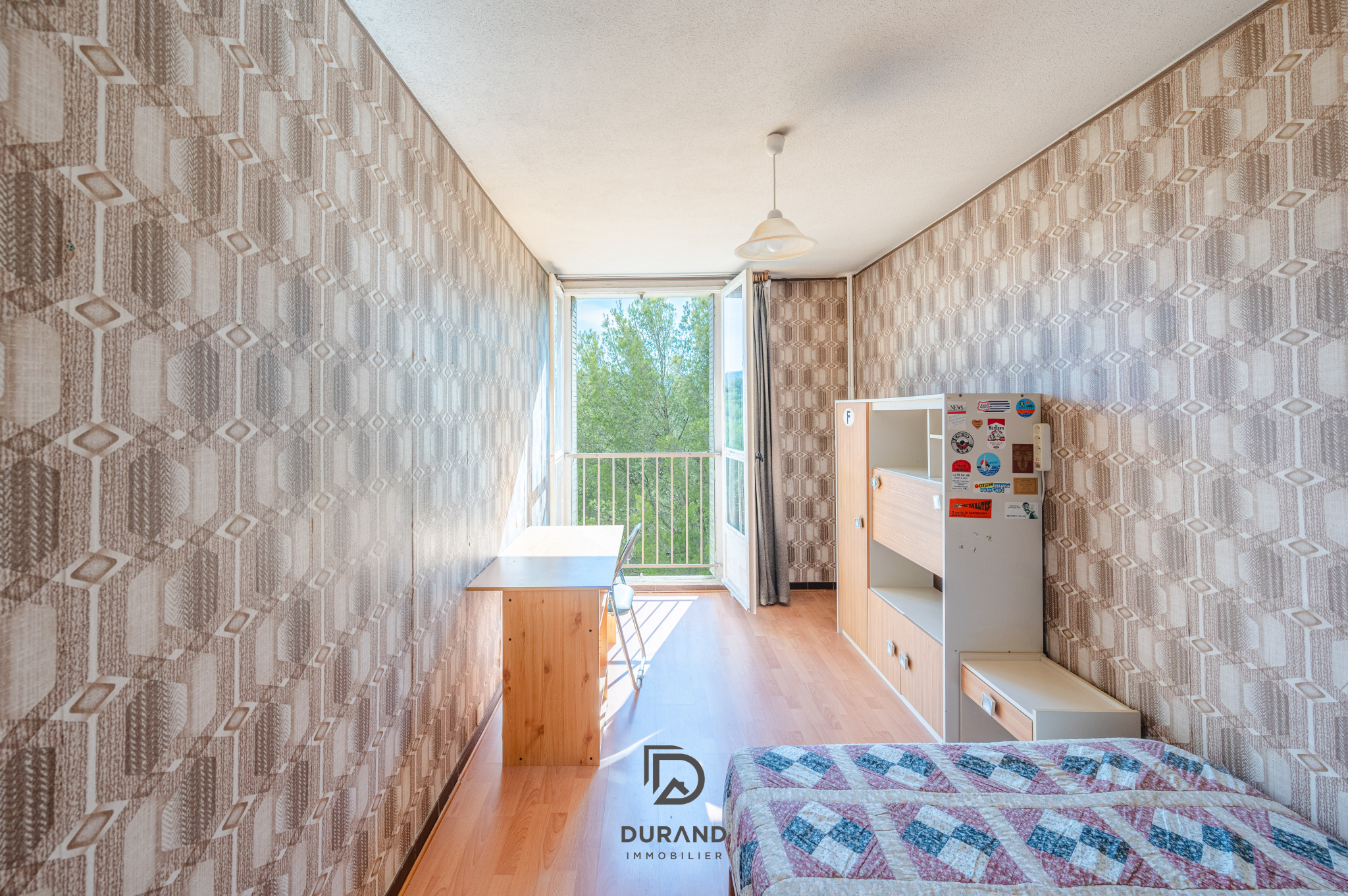 APPARTEMENT – LES CAUSSETTES – 13400 AUBAGNE APPARTEMENT - LES CAUSSETTES - 13400 AUBAGNE