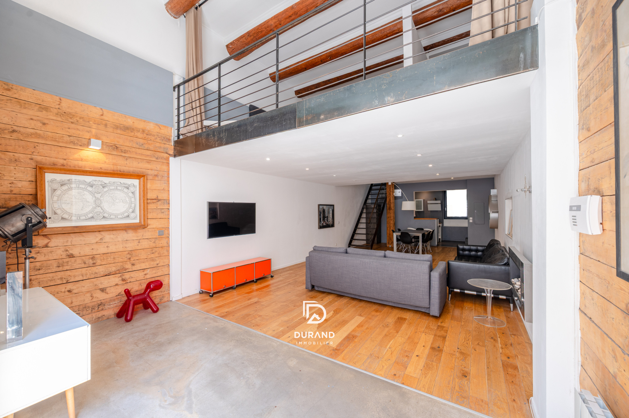 APPARTEMENT - INDUSTRIEL - VAUBAN - 13006 MARSEILLE