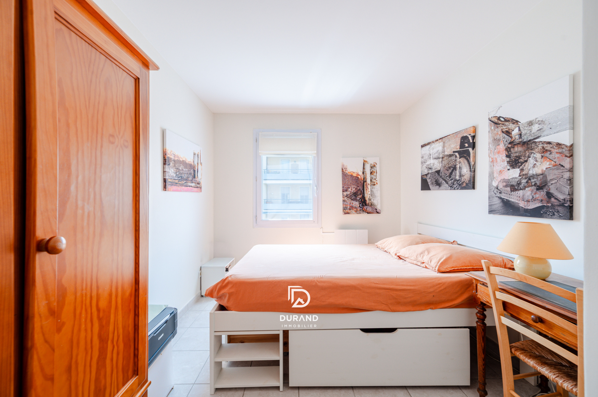 T4 - ' L'APPARTEMENT MAISON'- EUROMEDITERRANNEE - MARSEILLE 13002