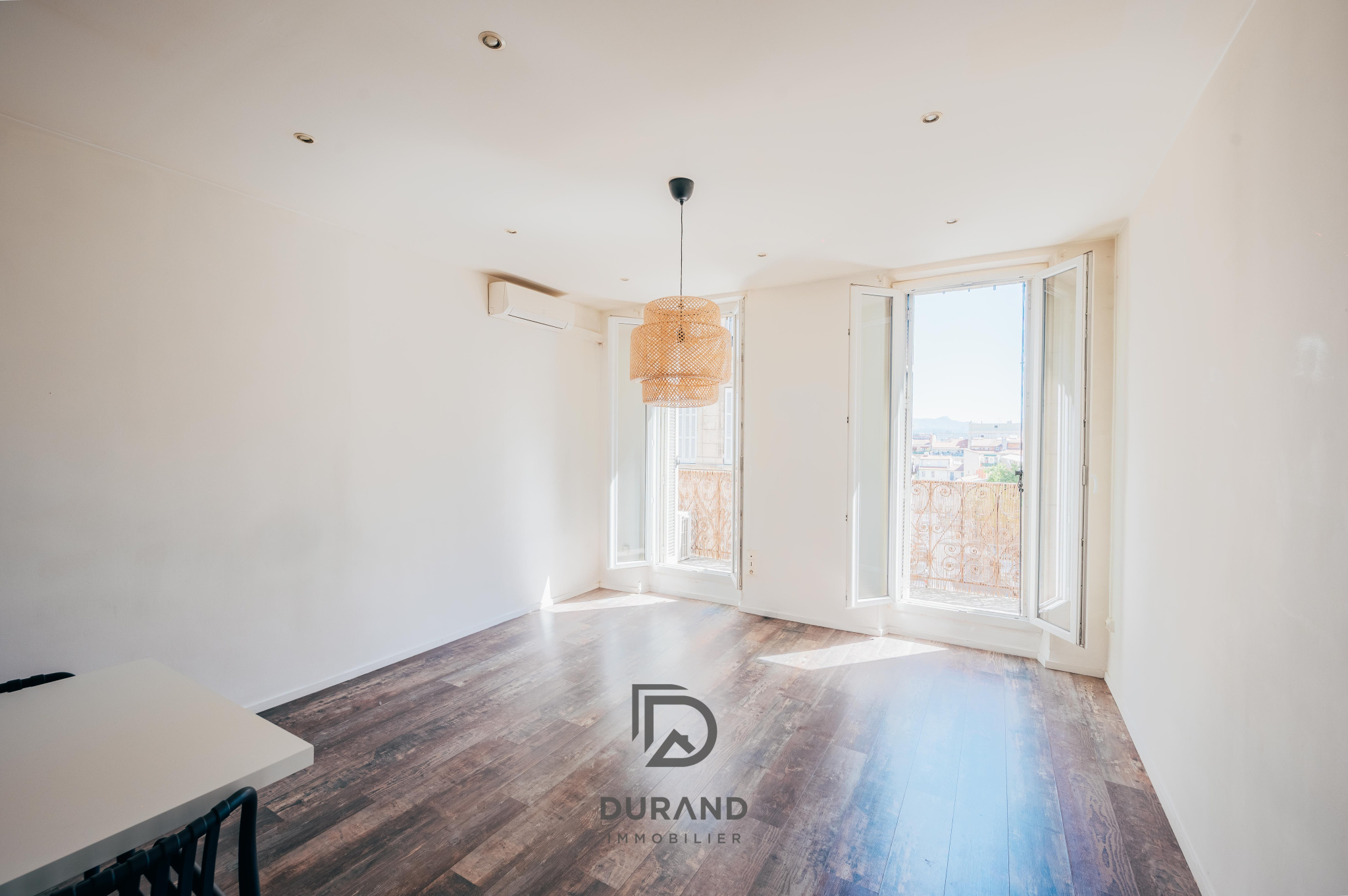 T3 57 M2 – BALCON – VAUBAN – 13006 MARSEILLE T3 57 M2 - BALCON - VAUBAN - 13006 MARSEILLE