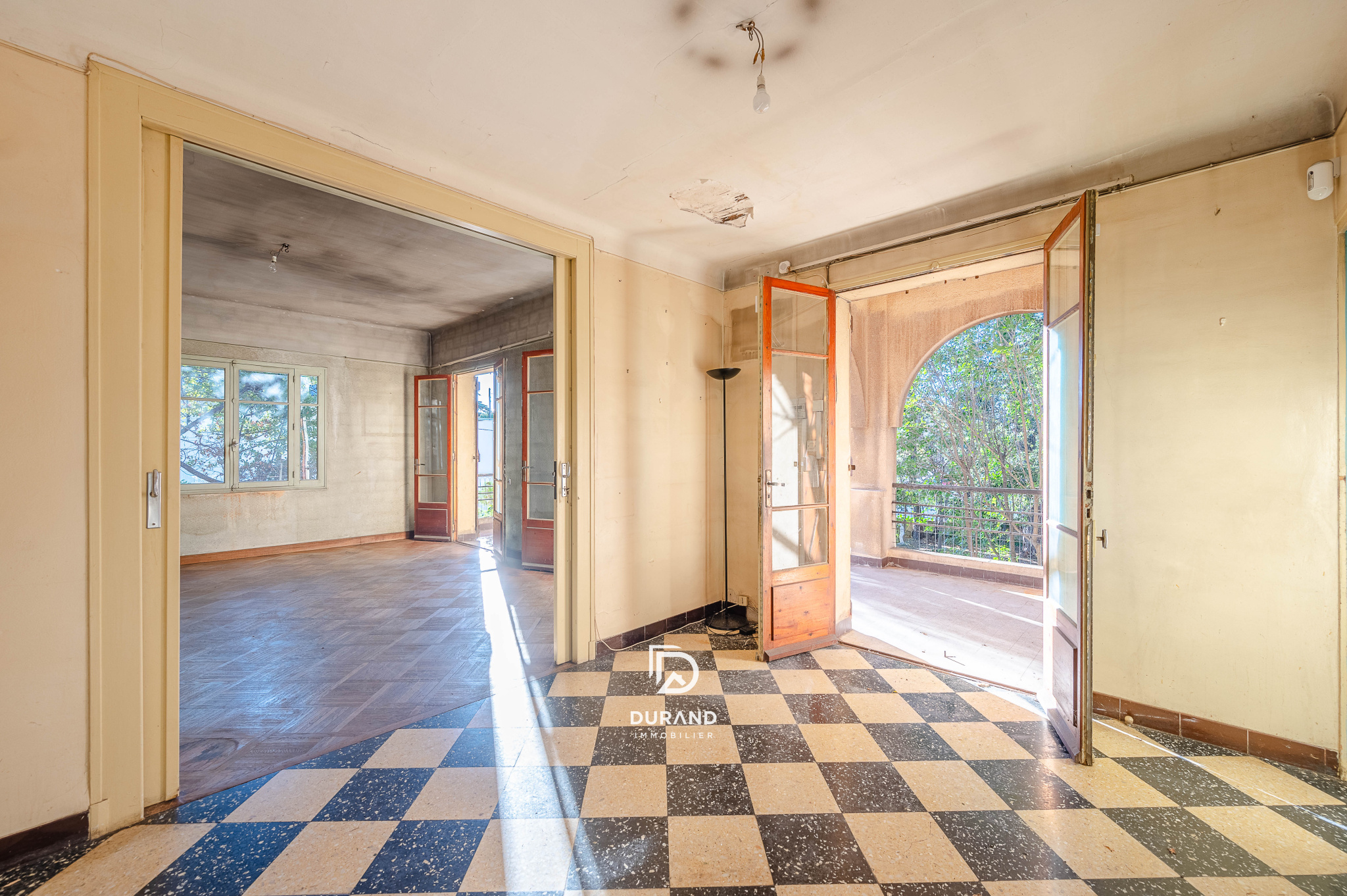 MAISON - GRAND JARDIN - SAINT BARNABE - 13012 MARSEILLE