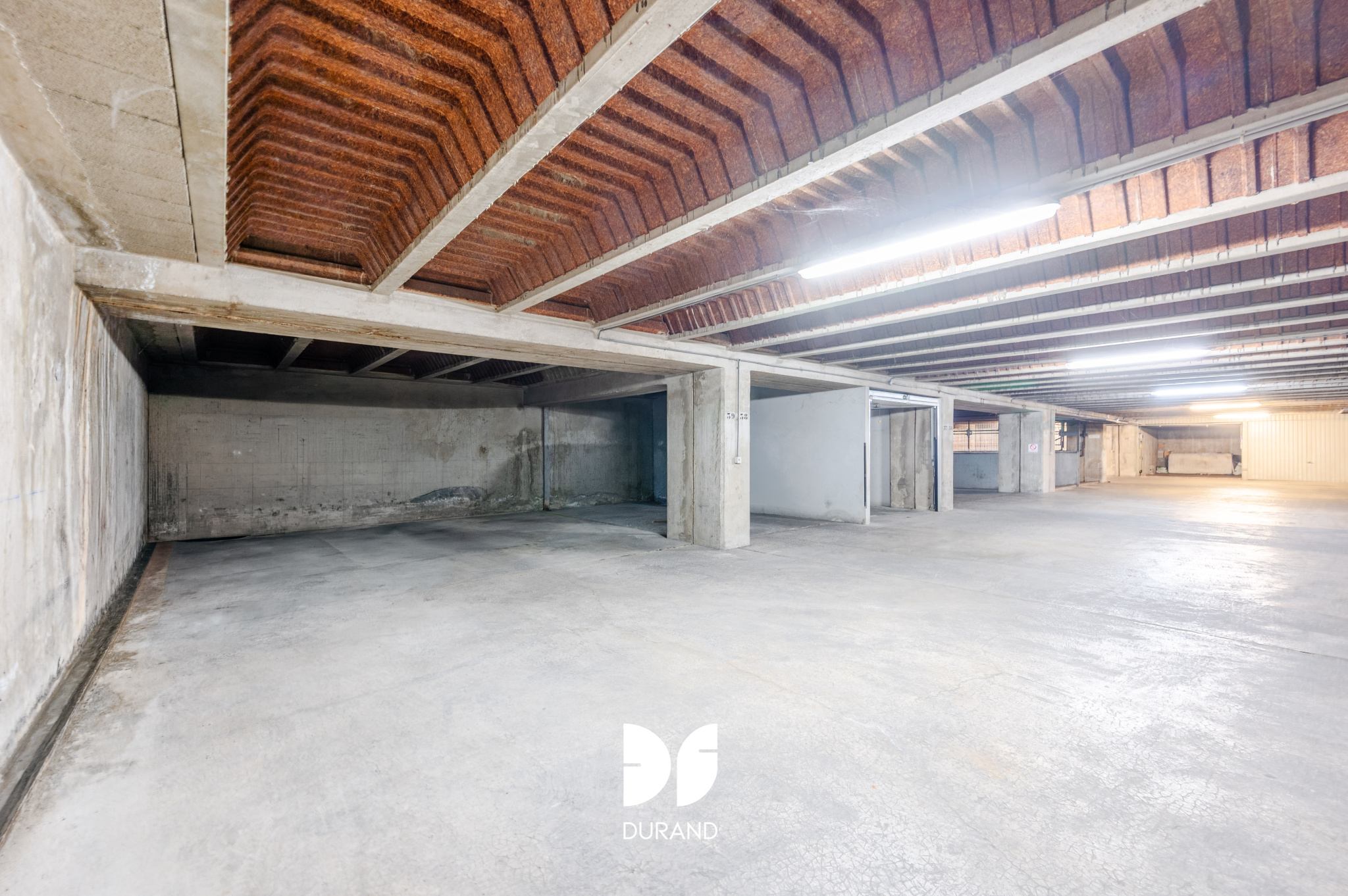 BOX GARAGE - PÉRIER - PARADIS - CARRÉ D'OR - 13008 MARSEILLE