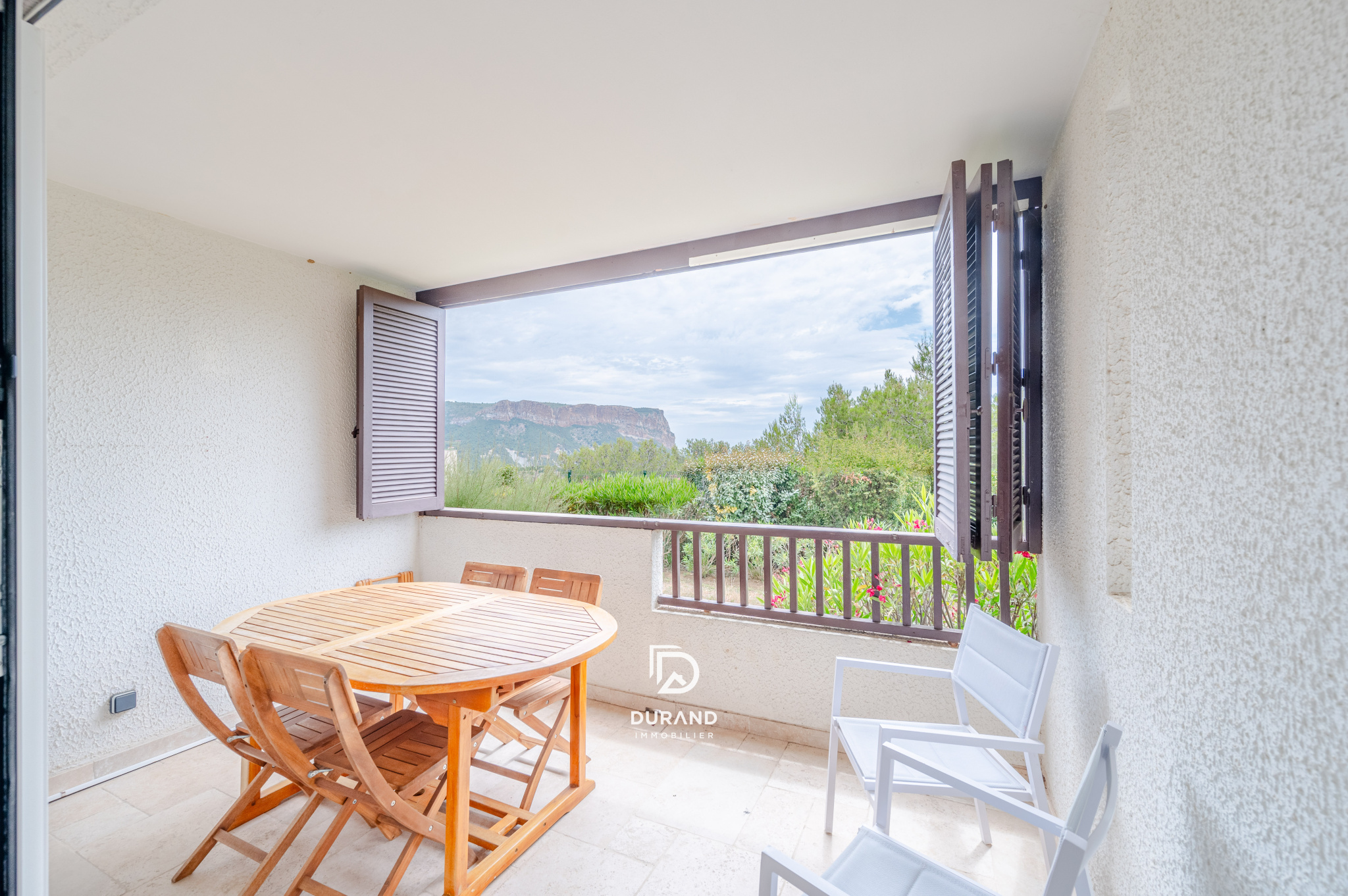 APPARTEMENT – VUE – TERRES MARINES – 13260 CASSIS APPARTEMENT - VUE - TERRES MARINES - 13260 CASSIS