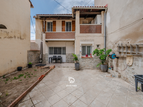 MAISON T4 13003