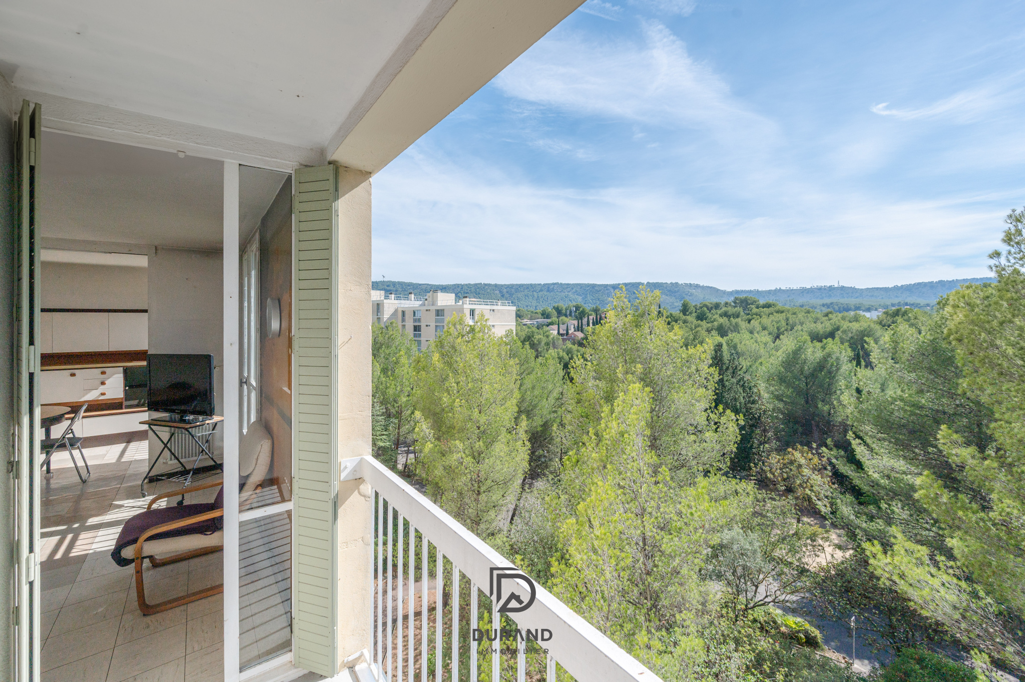 APPARTEMENT – LES CAUSSETTES – 13400 AUBAGNE APPARTEMENT - LES CAUSSETTES - 13400 AUBAGNE
