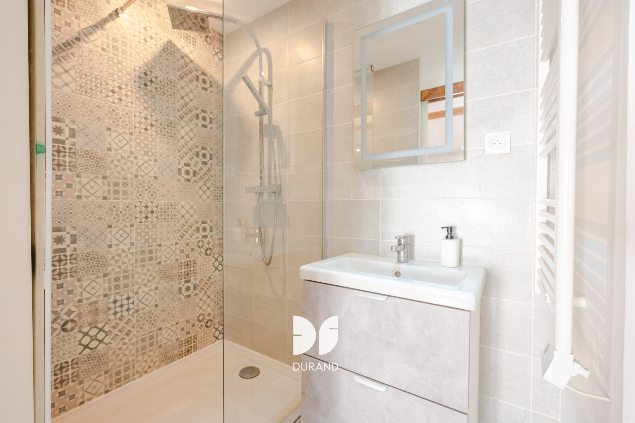 APPARTEMENT - PALAIS LONGCHAMP - INVESTISSEMENT - 13001 MARSEILLE