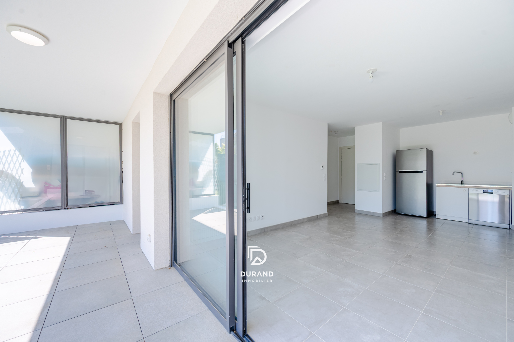 APPARTEMENT – TERRASSE – JARDIN – 13600 LA CIOTAT APPARTEMENT - TERRASSE - JARDIN - 13600 LA CIOTAT