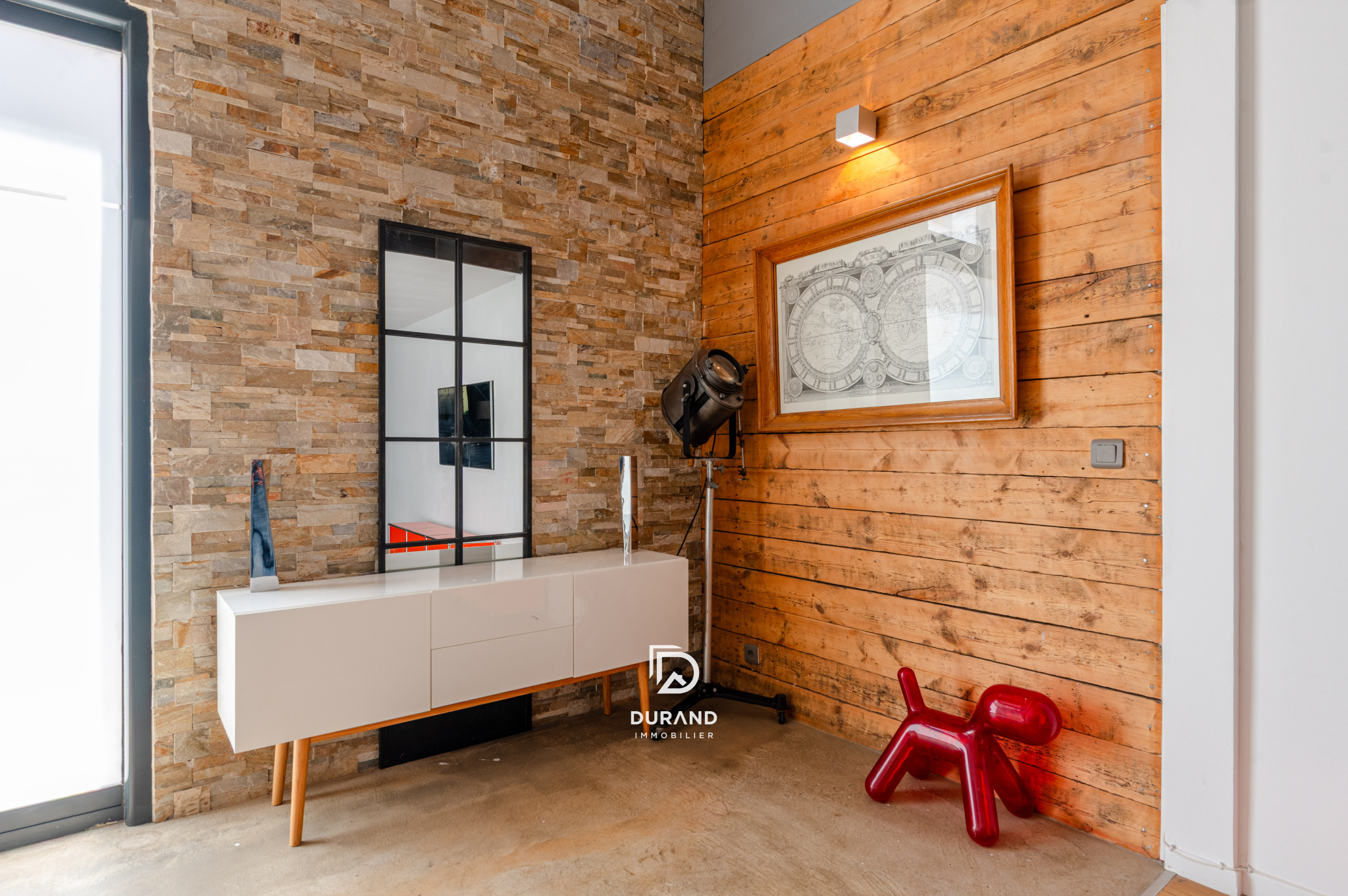 APPARTEMENT - INDUSTRIEL - VAUBAN - 13006 MARSEILLE