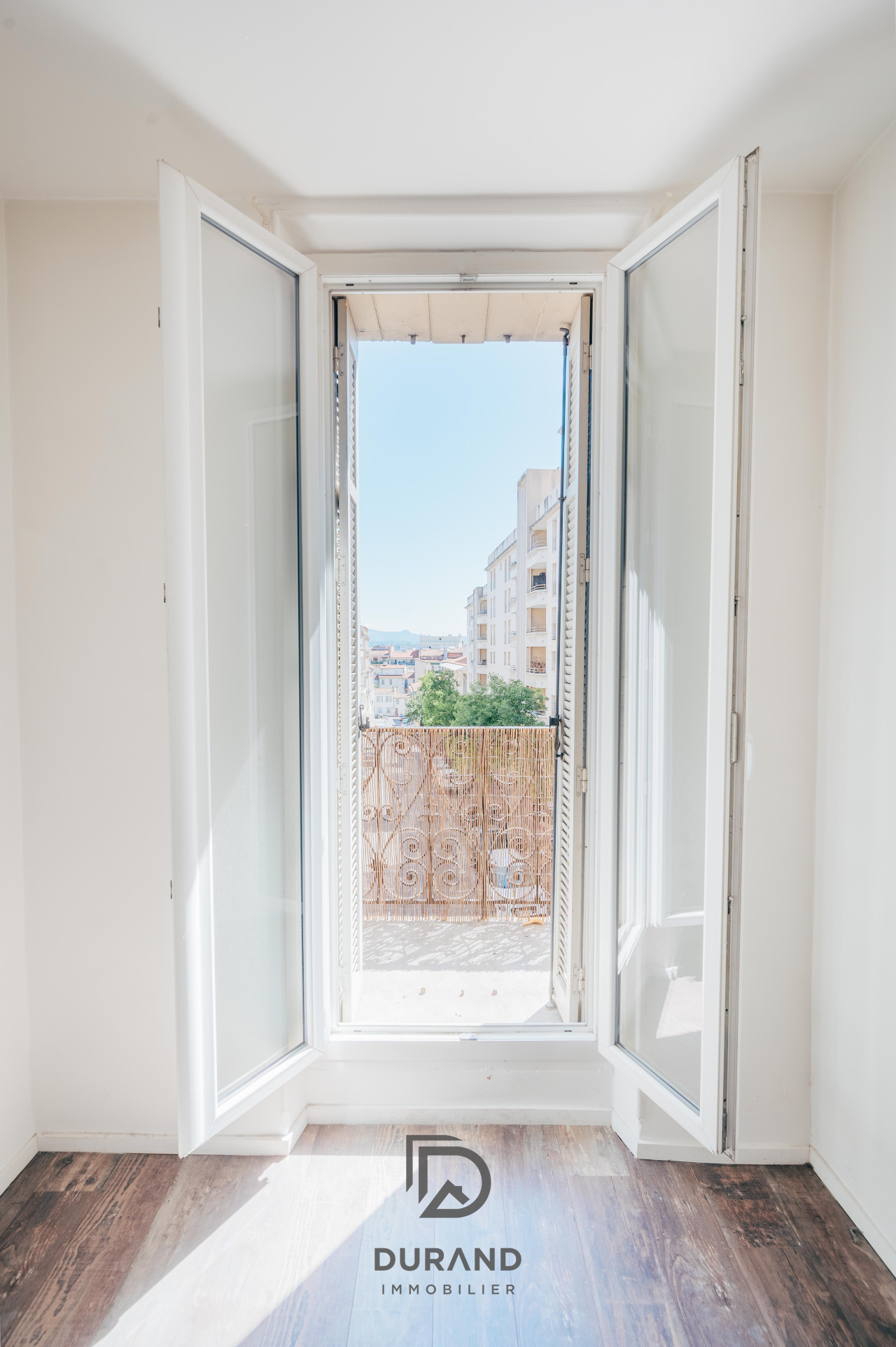 T3 57 M2 – BALCON – VAUBAN – 13006 MARSEILLE T3 57 M2 - BALCON - VAUBAN - 13006 MARSEILLE