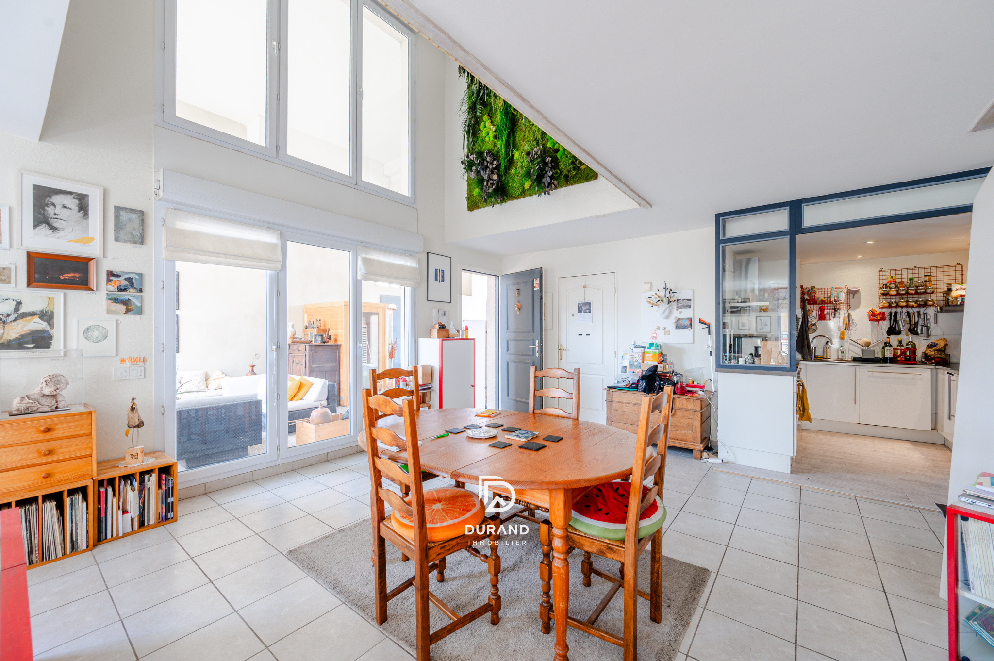 T4 - ' L'APPARTEMENT MAISON'- EUROMEDITERRANNEE - MARSEILLE 13002