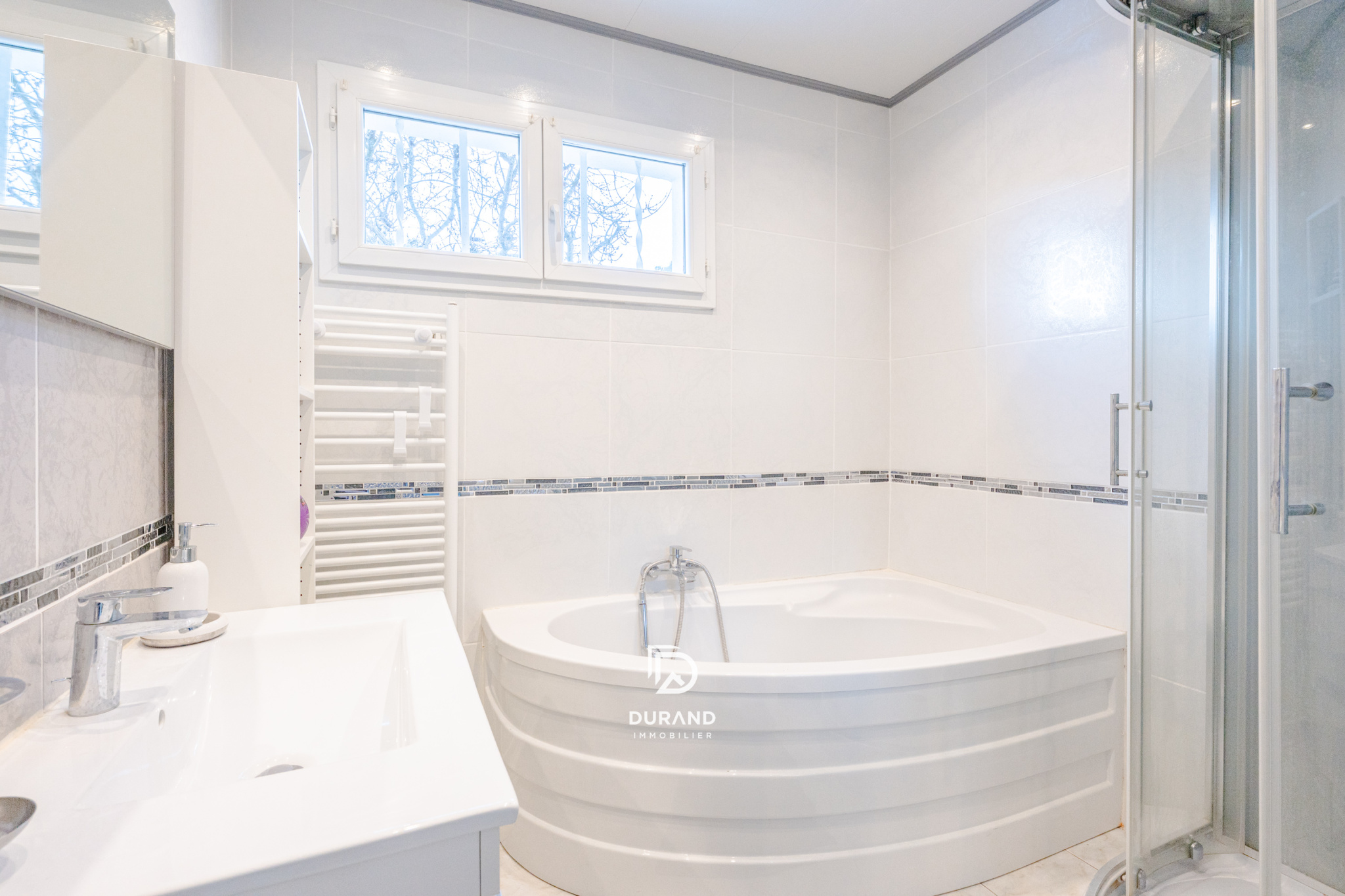 MAISON – GARAGE – PISCINE – 13124 PEYPIN MAISON - GARAGE - PISCINE - 13124 PEYPIN