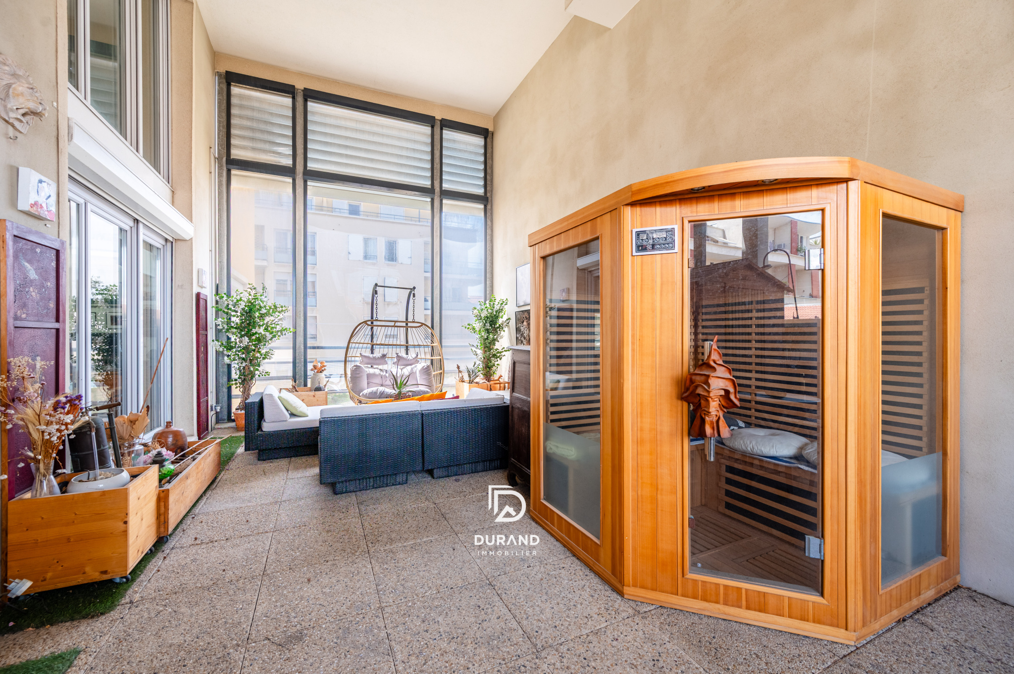 T4 - ' L'APPARTEMENT MAISON'- EUROMEDITERRANNEE - MARSEILLE 13002