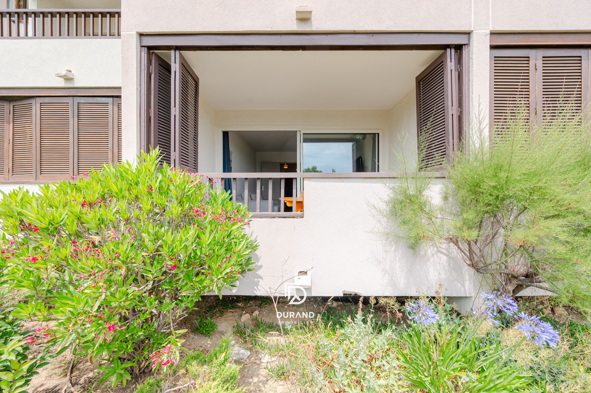 APPARTEMENT – VUE – TERRES MARINES – 13260 CASSIS APPARTEMENT - VUE - TERRES MARINES - 13260 CASSIS