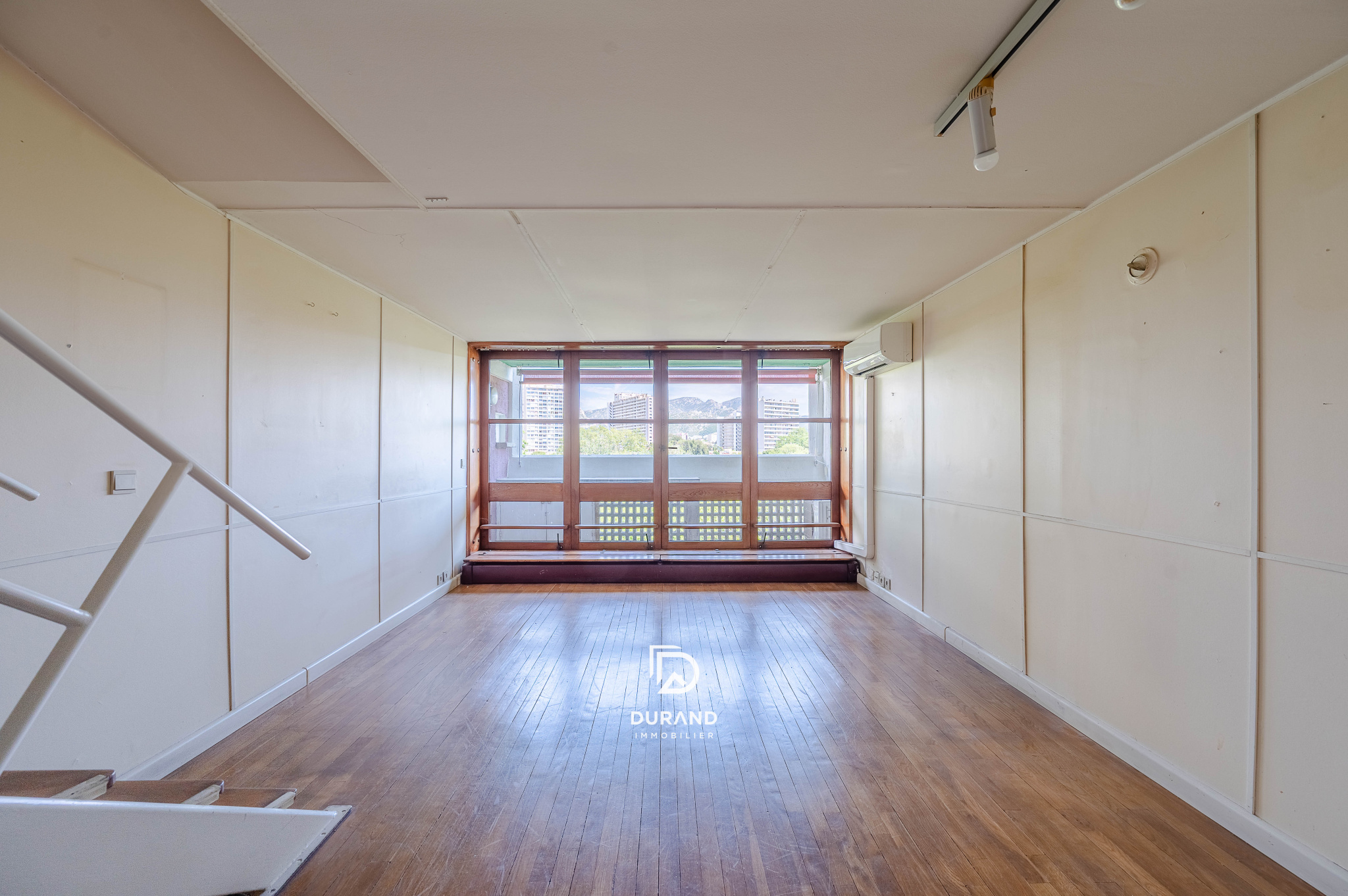 APPARTEMENT – DUPLEX – TYPE G – LE CORBUSIER – 13008 MARSEILLE APPARTEMENT - DUPLEX - TYPE G - LE CORBUSIER - 13008 MARSEILLE