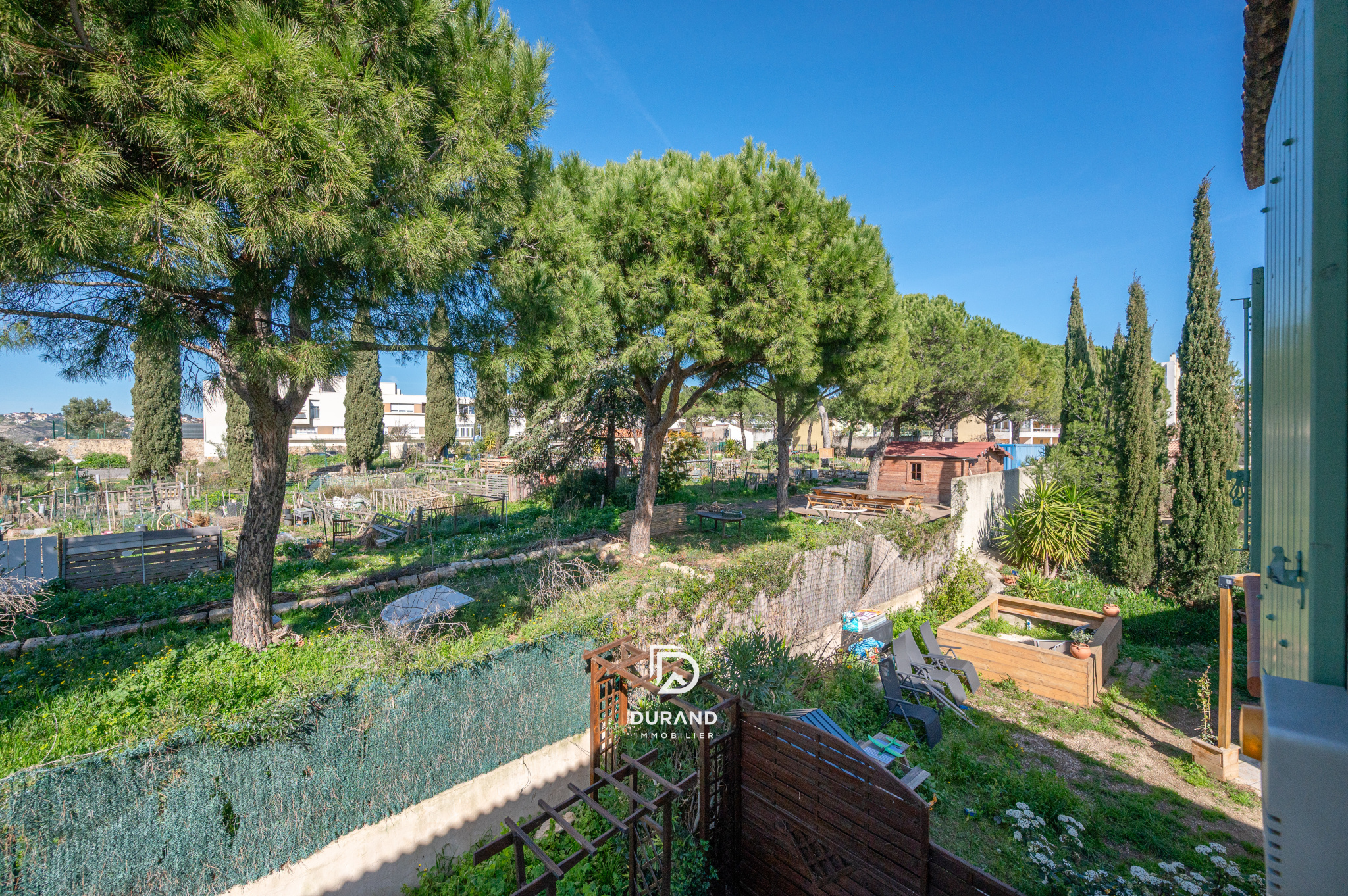 MAISON FAMILIALLE – T4 – AU VERT – AU CALME – LA VISTE- 13015 MARSEILLE MAISON FAMILIALLE - T4 - AU VERT - AU CALME - LA VISTE- 13015 MARSEILLE
