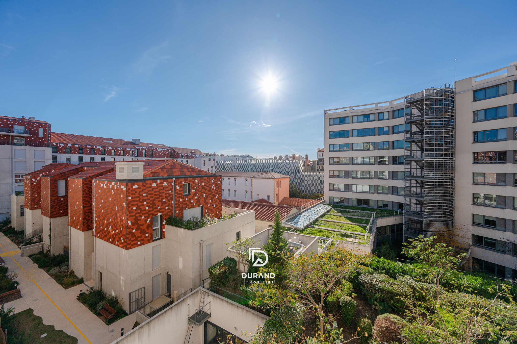 T3 - RECENT -TERRASSE - EUROMEDITERRANÉE- JOLIETTE