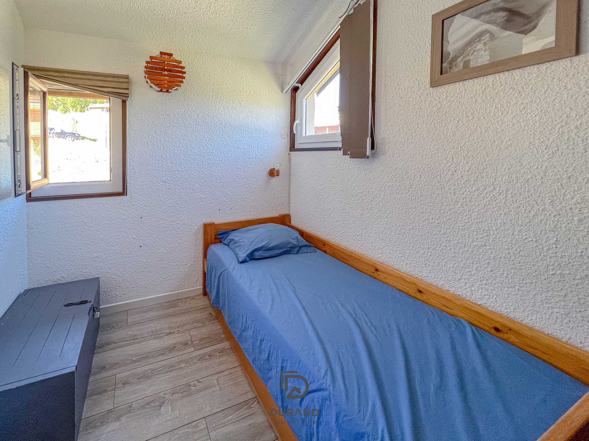 APPARTEMENT – TERRASSE – LE HAMEAU – 05560 VARS LES CLAUX APPARTEMENT - TERRASSE - LE HAMEAU - 05560 VARS LES CLAUX