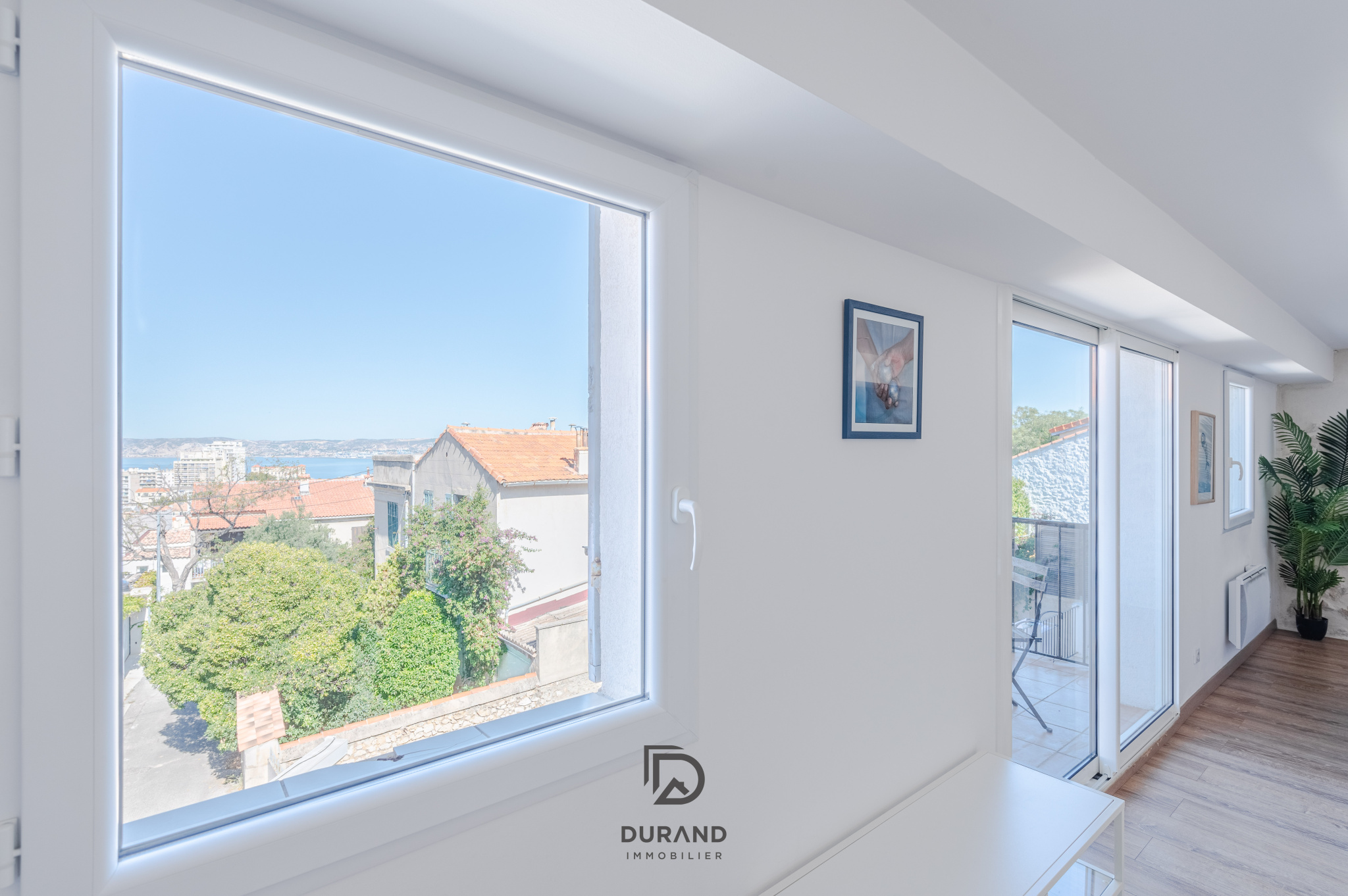 APPARTEMENT - ROUCAS BLANC - 13007 MARSEILLE
