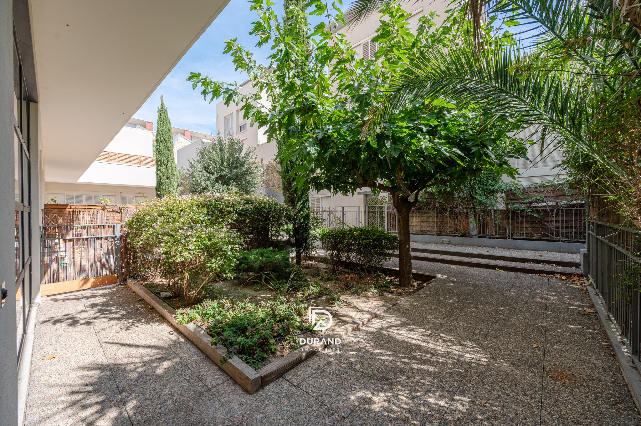 T4 - ' L'APPARTEMENT MAISON'- EUROMEDITERRANNEE - MARSEILLE 13002